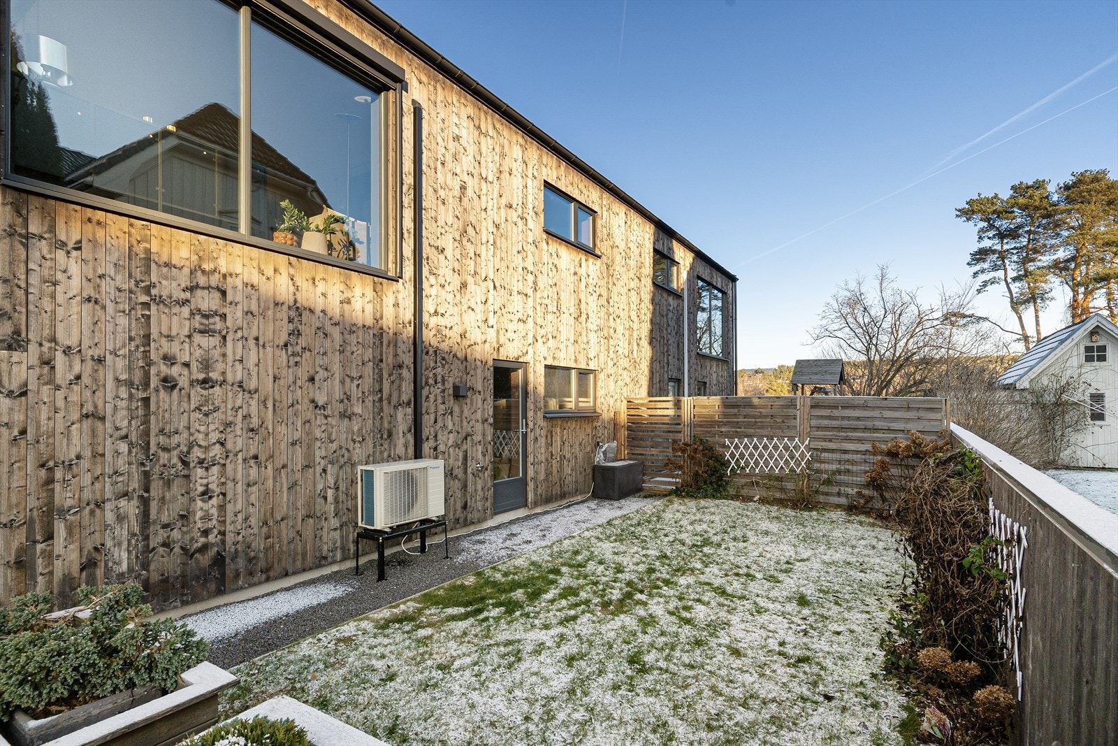 Pent opparbeidet hagedel mot syd som disponeres av denne andelen. Galleribilde