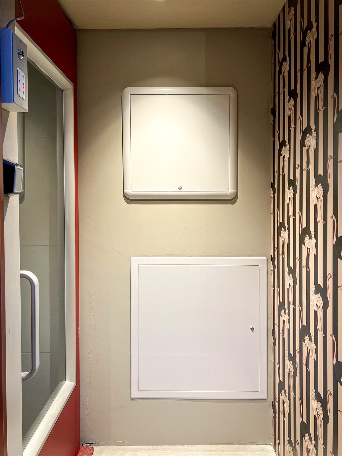 Det er heis fra garasjen opp til leilighet i 2 etg. Galleribilde