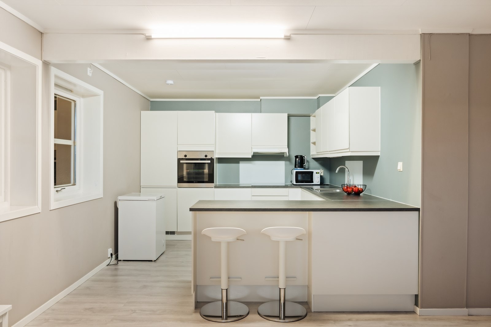 Utleieleiligheten drar inn kr. 144.000,- i året. Det blir gode 1.440.000,-mill på 10 år det. Galleribilde