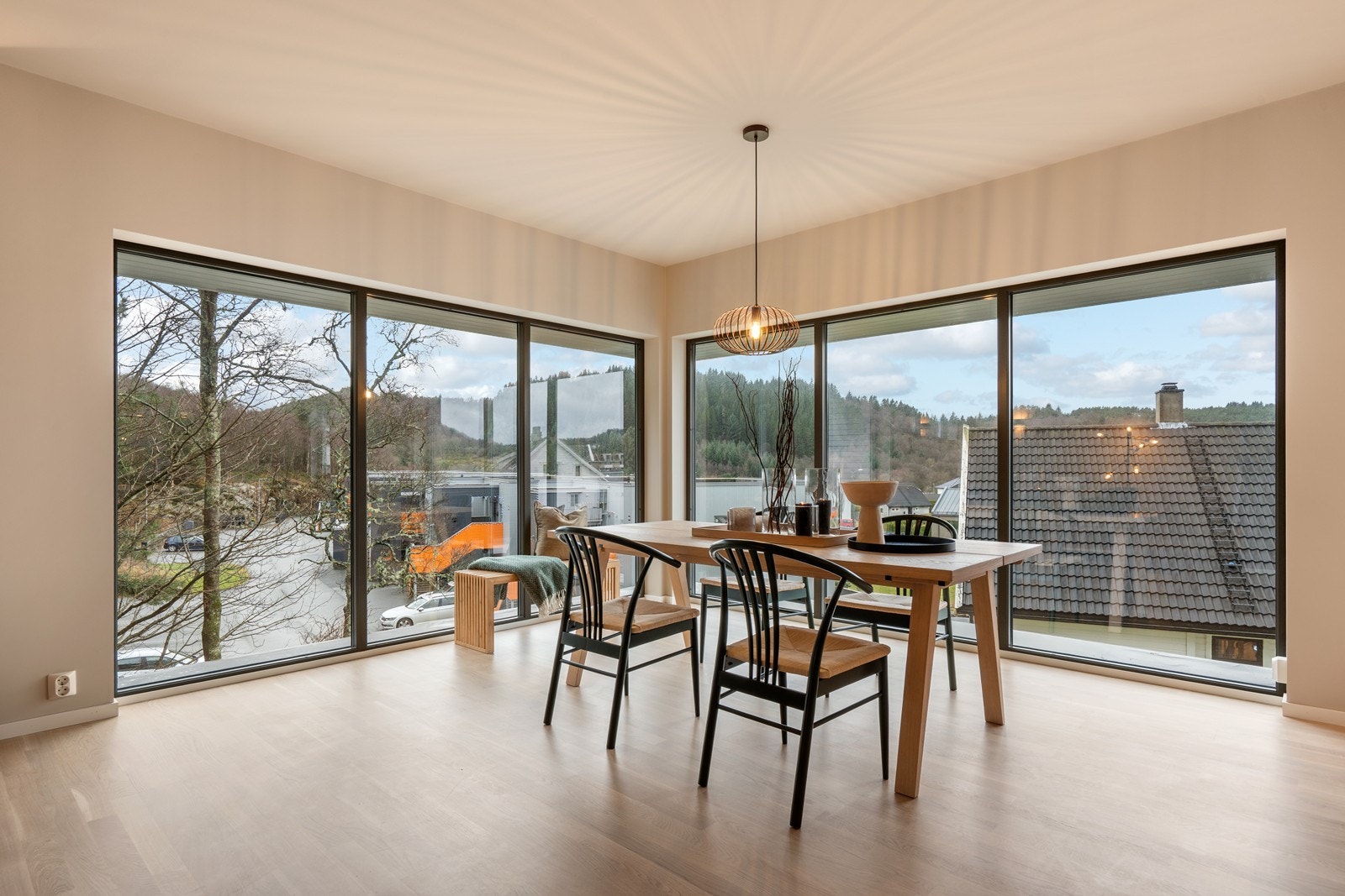 Tenk å nyte trivelige middager med familie eller venner her! Galleribilde