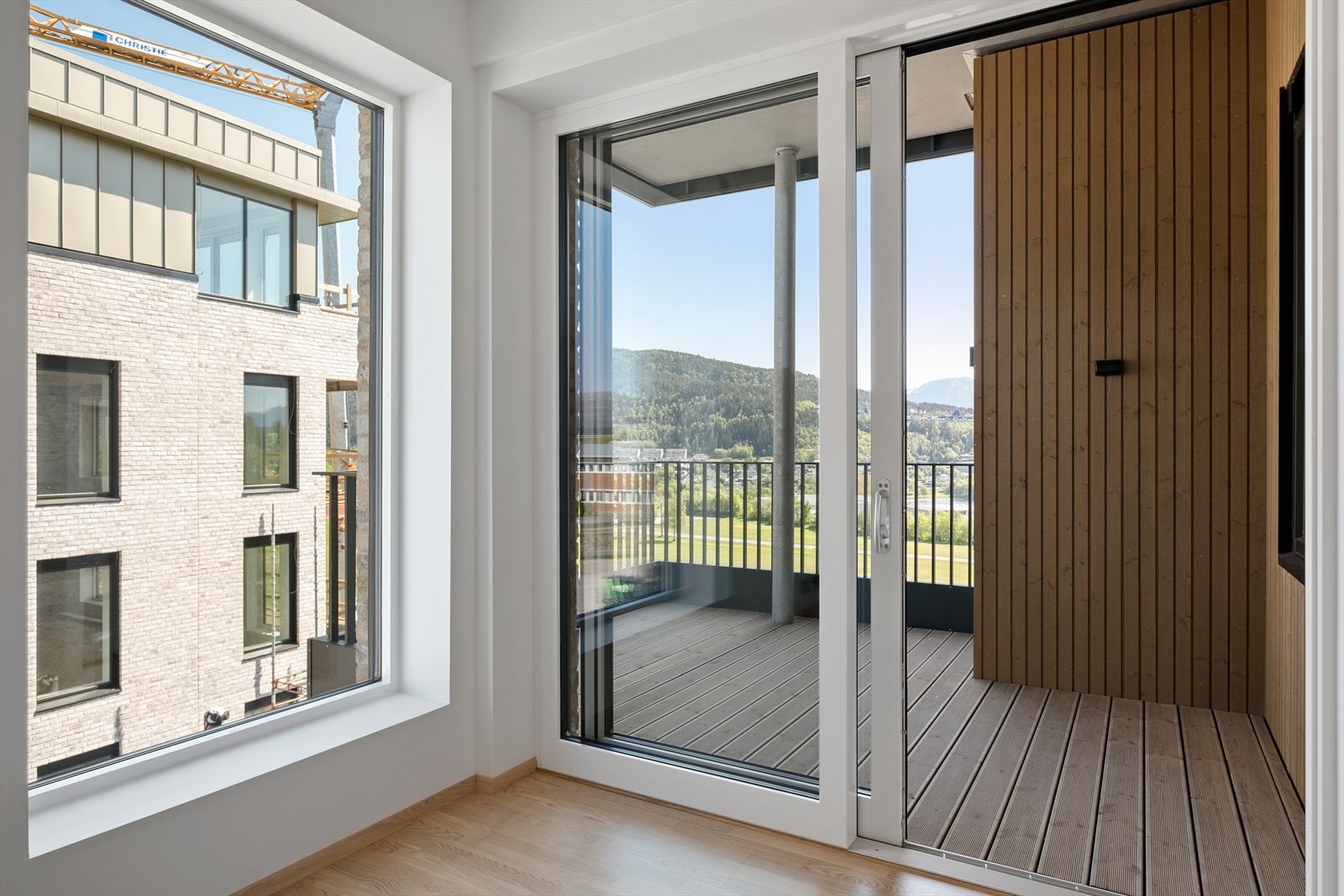 005_Leiligheten ligger rett ved Moa i det populære boligprosjektet Daaetunet.jpg Galleribilde