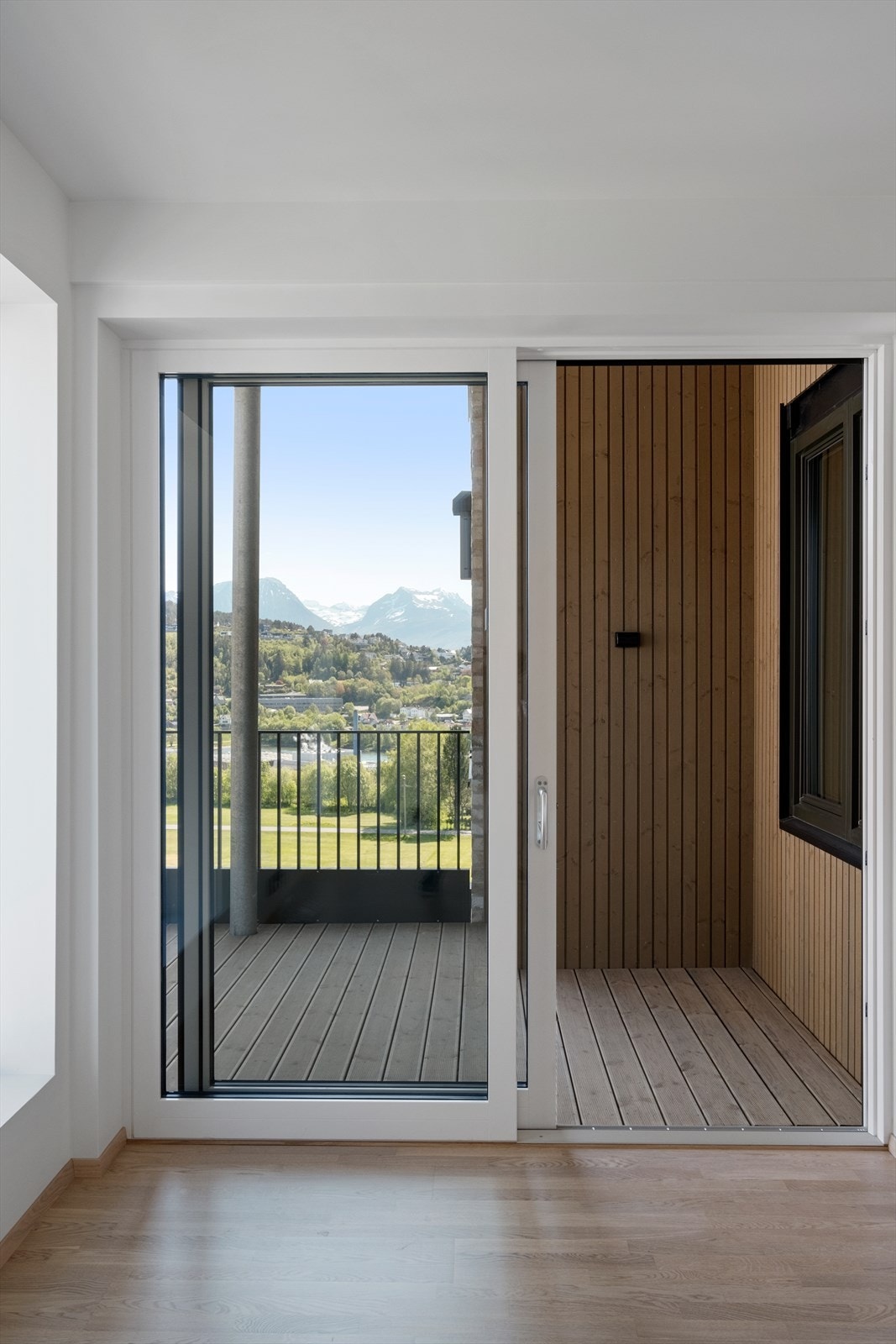 006_.jpg Galleribilde