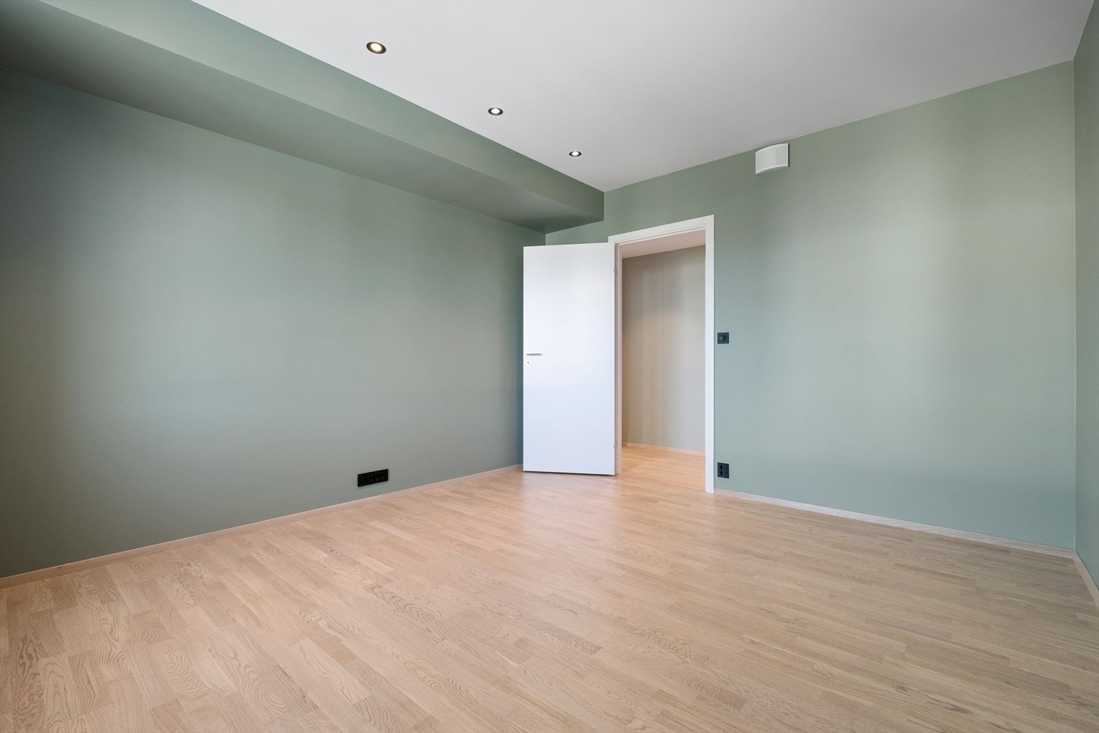 019_.jpg Galleribilde