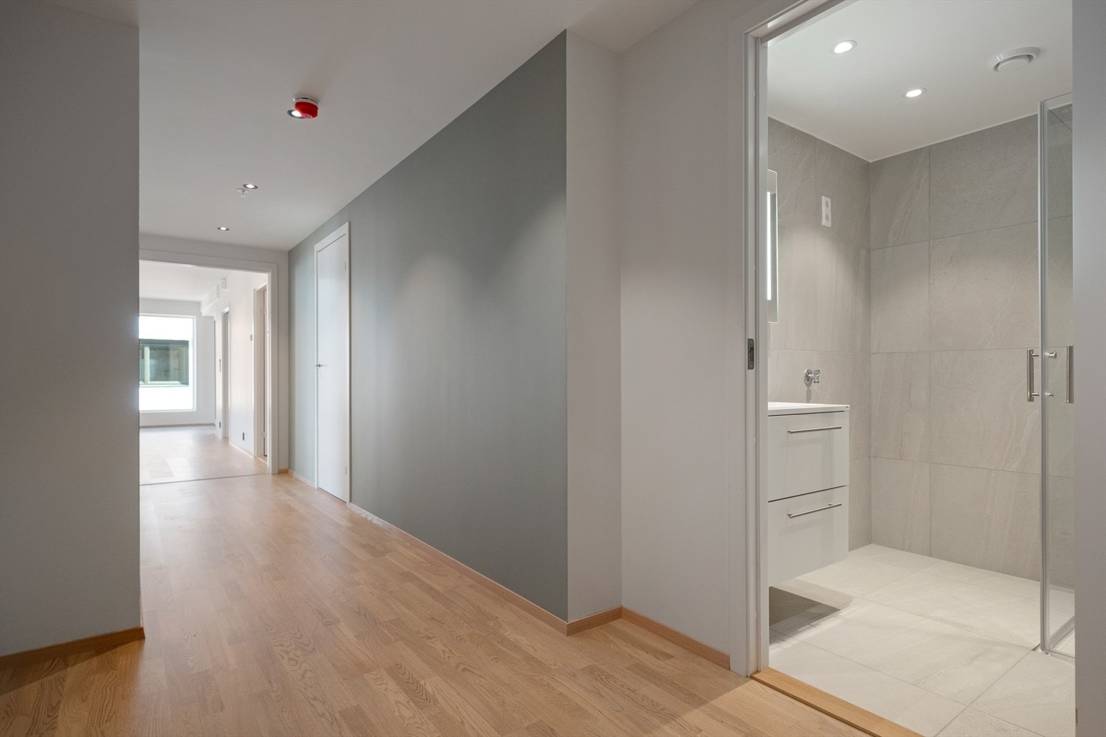 020_Gangentrè og bad 2.jpg Galleribilde