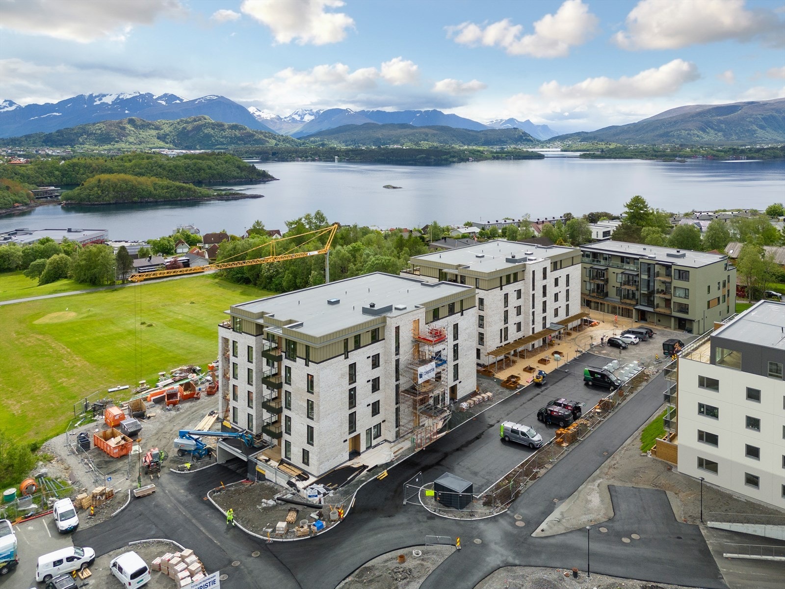 027_Kontakt eiendomsmegler for privatvisning!.jpg Galleribilde