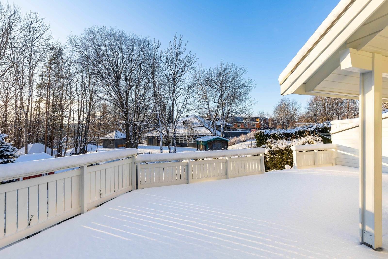 Fint utsyn fra terrassen. Galleribilde