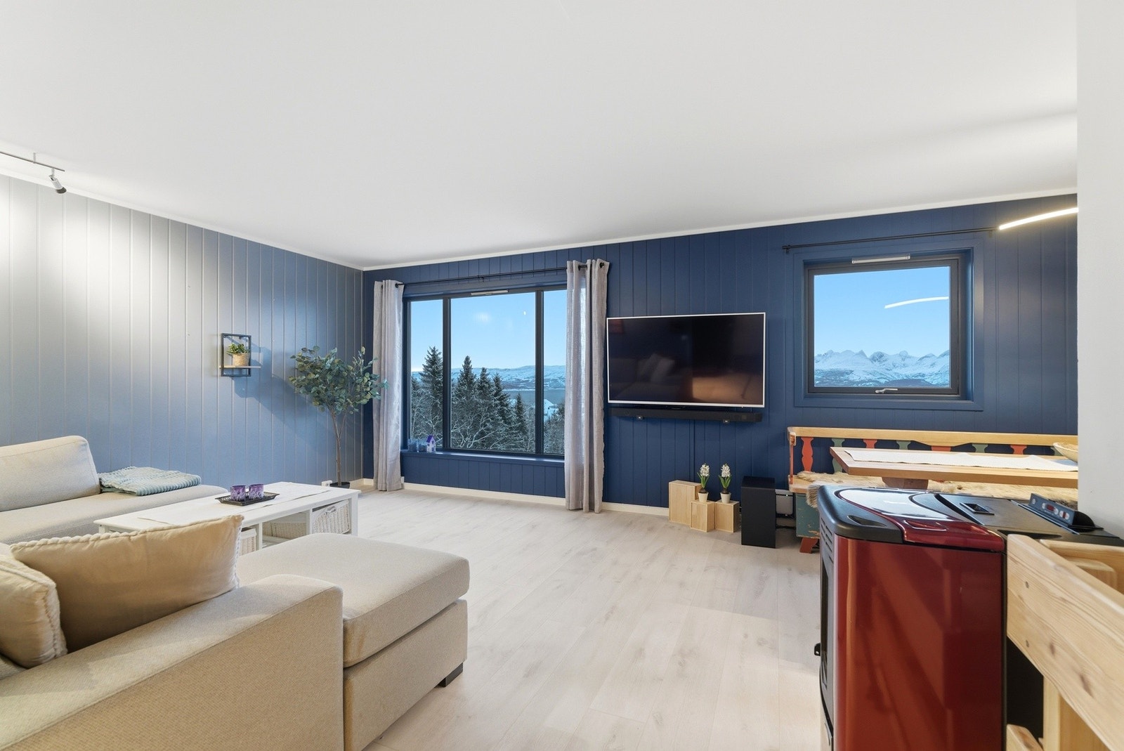 Pelletsovn gir god varme på kalde dager. Galleribilde