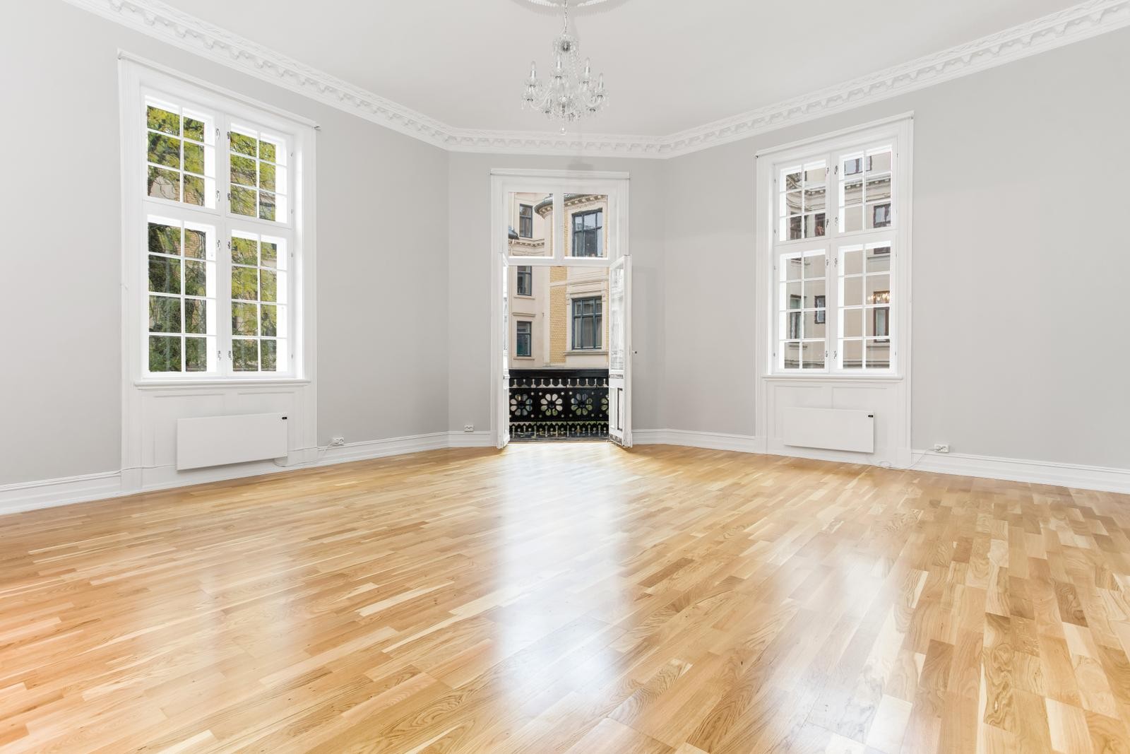 Leies møblert/ umøblert etter avtale. Det medfølger 1 biloppstillingsplass. Galleribilde