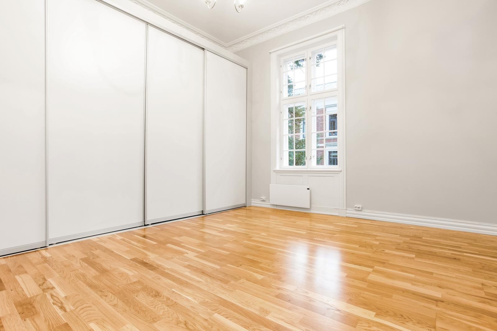 Soverom 3 med stor skyvedørsgarderobe. Galleribilde