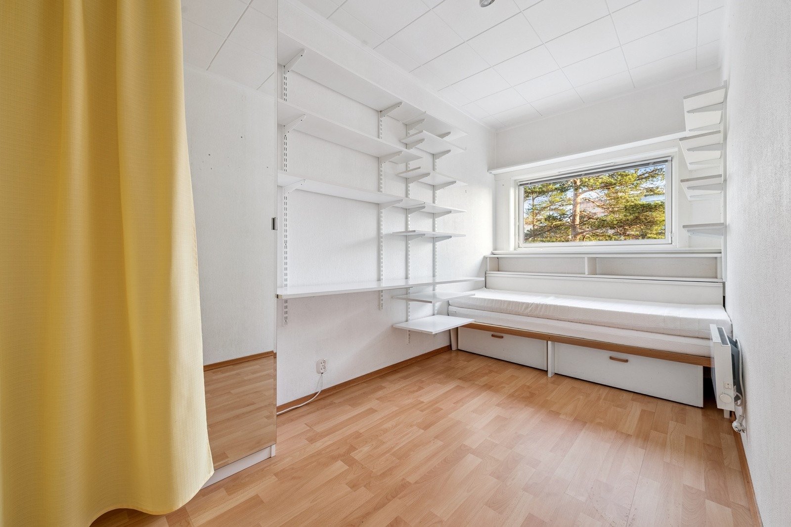 Soverom 2 er også av god størrelse. Galleribilde