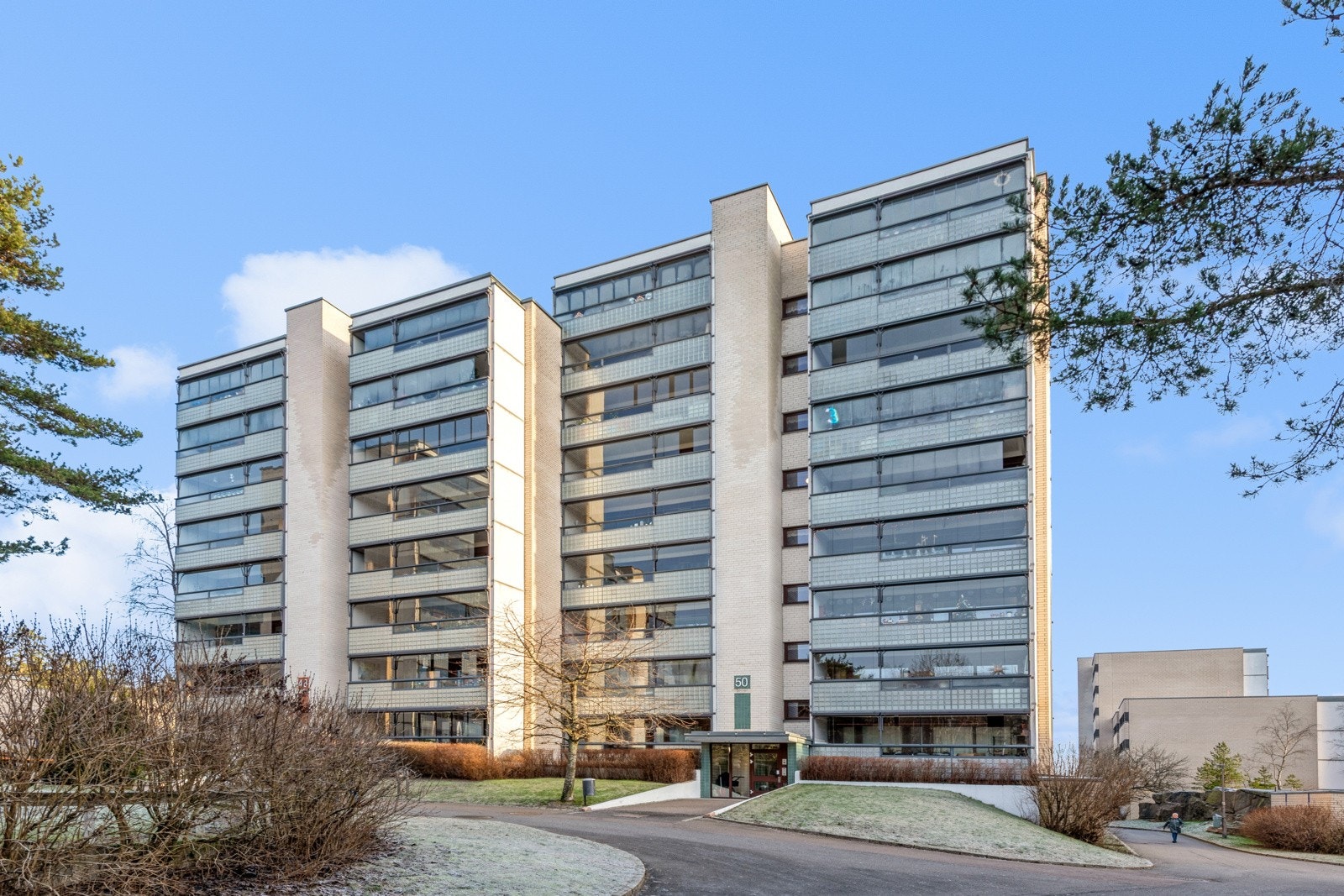 Romsås ligger majestetisk til, høyt og fritt omringet av Lillomarka på alle kanter. Galleribilde