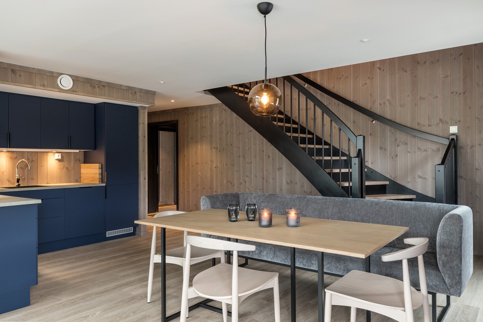 Hyggelig spiseplass - Perfekt for middager med venner og familie. Galleribilde