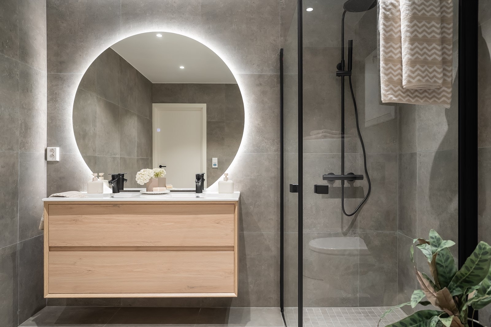 Badet er helt nytt og ubrukt, TG 0 ifølge takstmann. Galleribilde