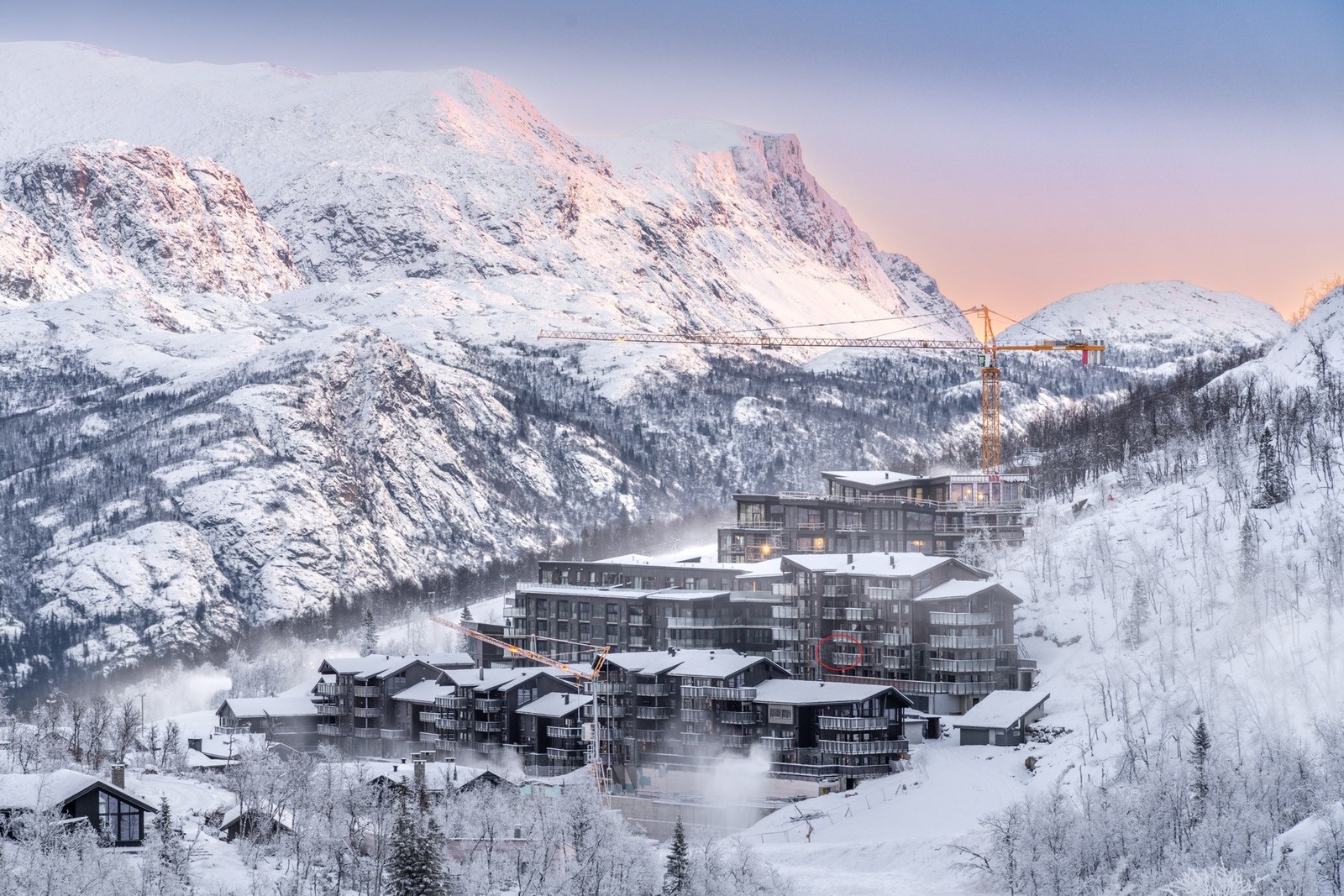 Fjellmegleren presenterer en flott leilighet i Skigaarden bygg 7, øverst mot vest. Galleribilde