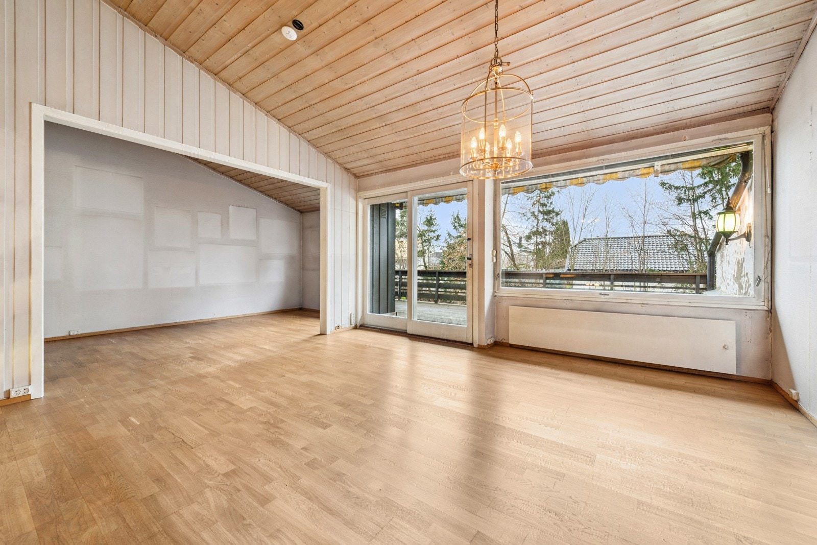 Lyse og luftige halvetasjer gir boligen sjel og romslighet. Galleribilde