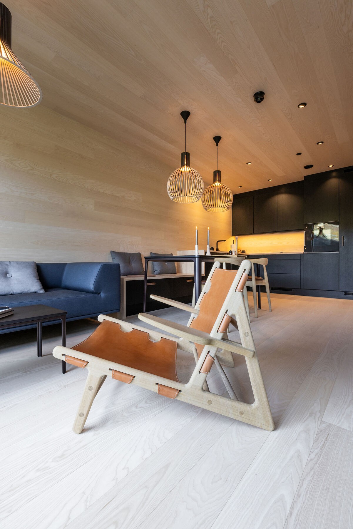 En meget gjennomført leilighet med høy standard i moderne design. Galleribilde