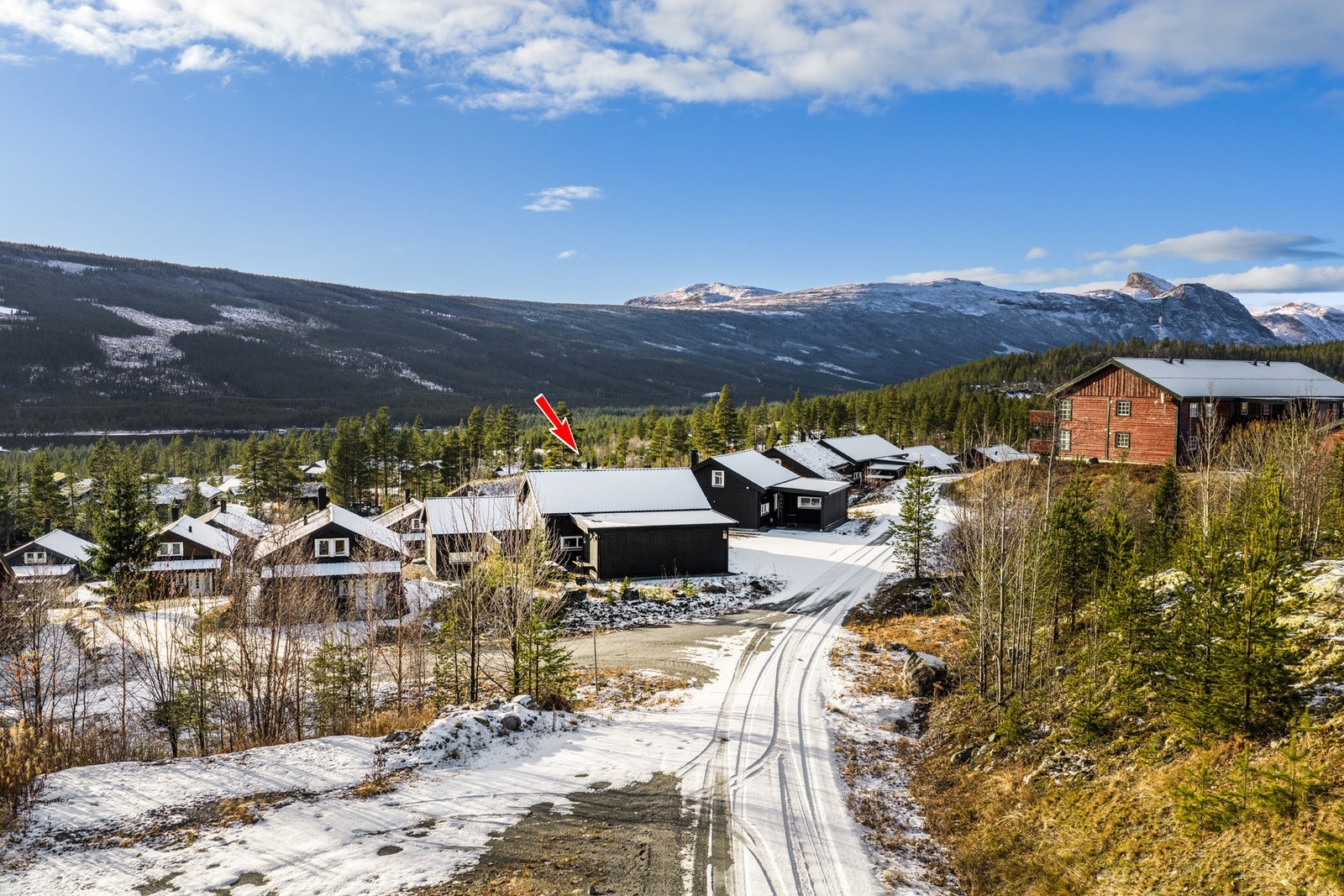 Hytta har en fin plassering på populære Golf Alpin. Galleribilde