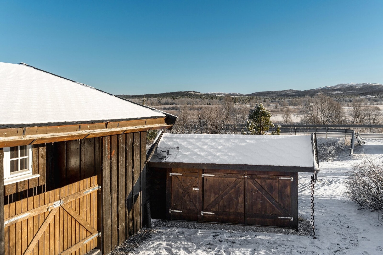 Praktisk vedskjul. Galleribilde