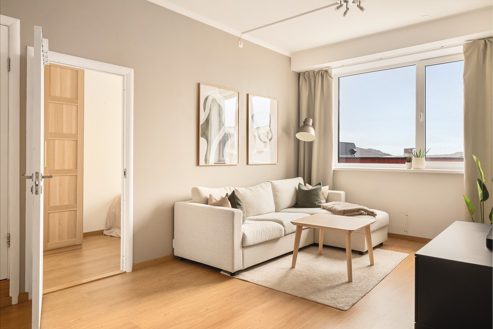 Sandviksveien 44D presenteres av Privatmegleren ved Nils Sørhaug Galleribilde