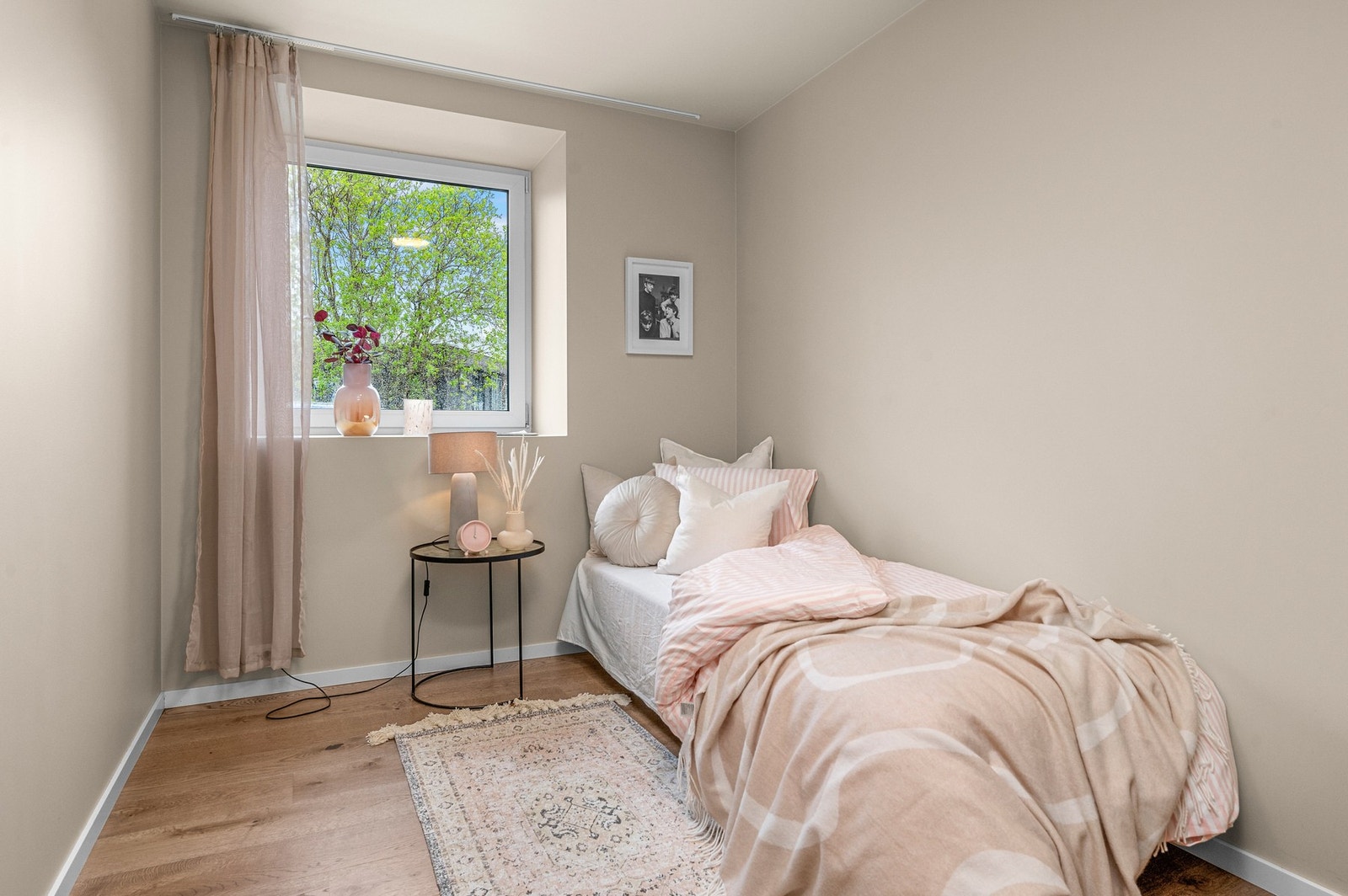 Soverom 2 på 8,5m2. Galleribilde