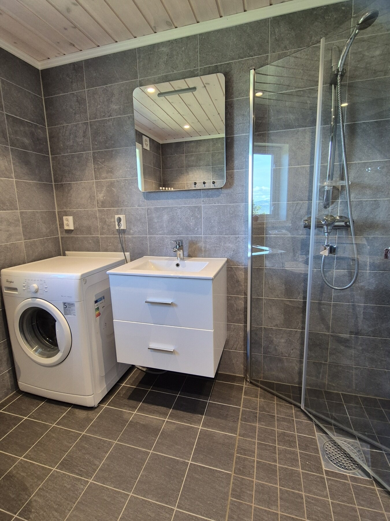 Vaskemaskinen følger med. Galleribilde