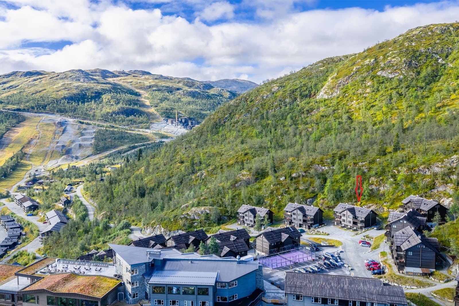 Leiligheten ligger i Hus 12, på toppen av Skarsnuten med ski inn/ski ut. Galleribilde