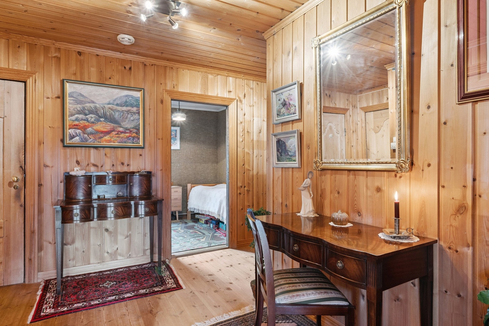 Soveromsgang. Galleribilde