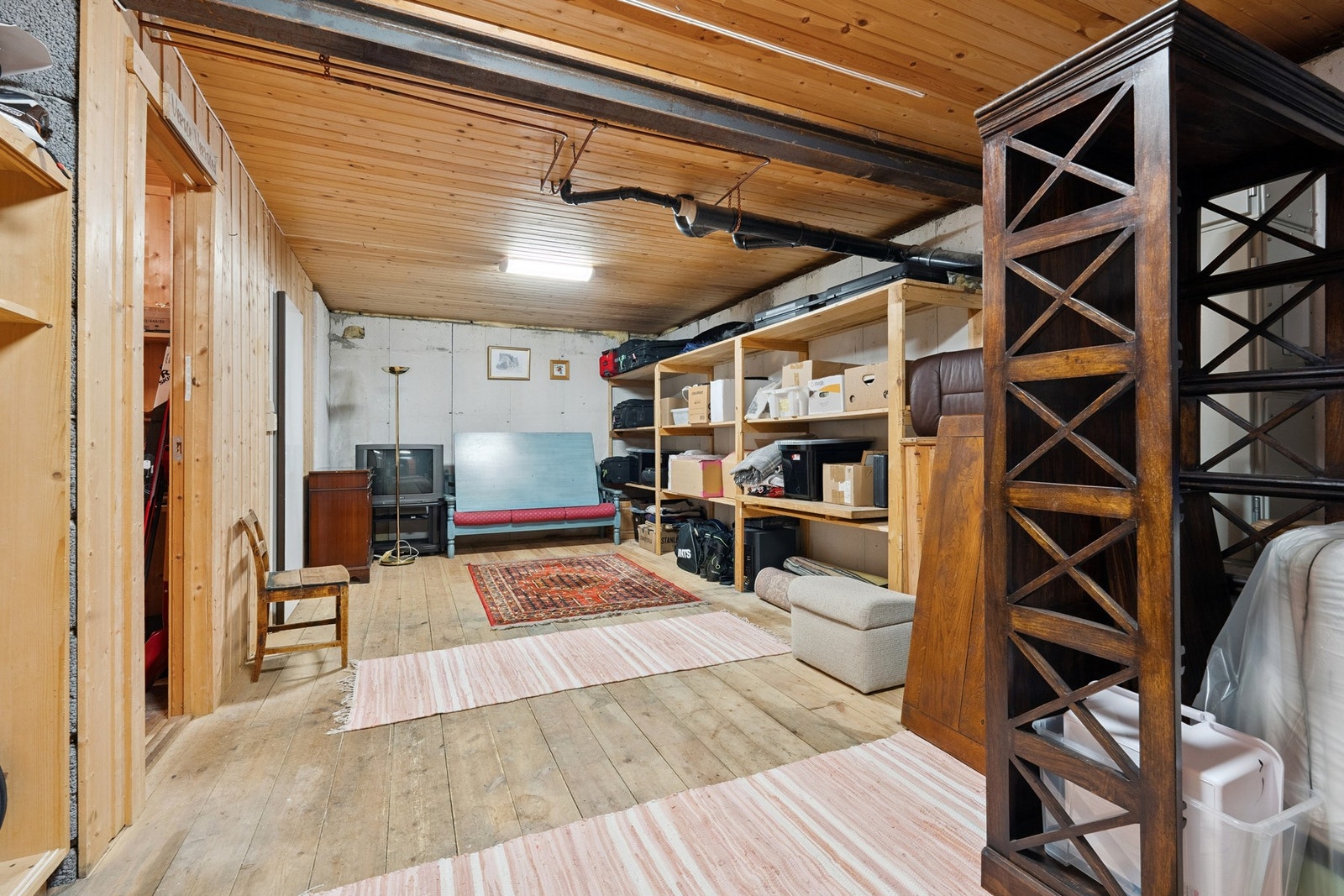 Bod i kjeller. Galleribilde