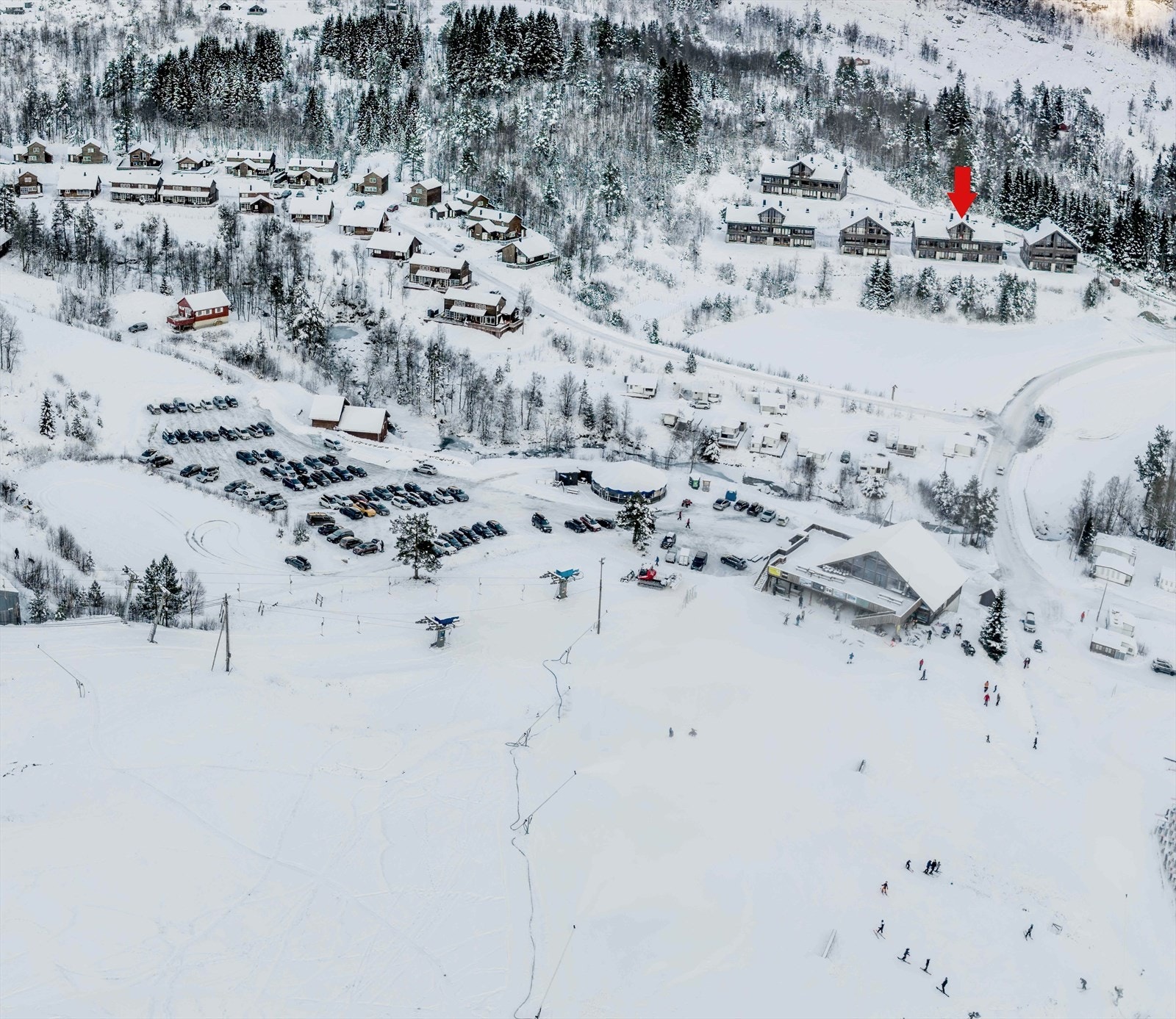 Beliggende like ved skitrekket Galleribilde