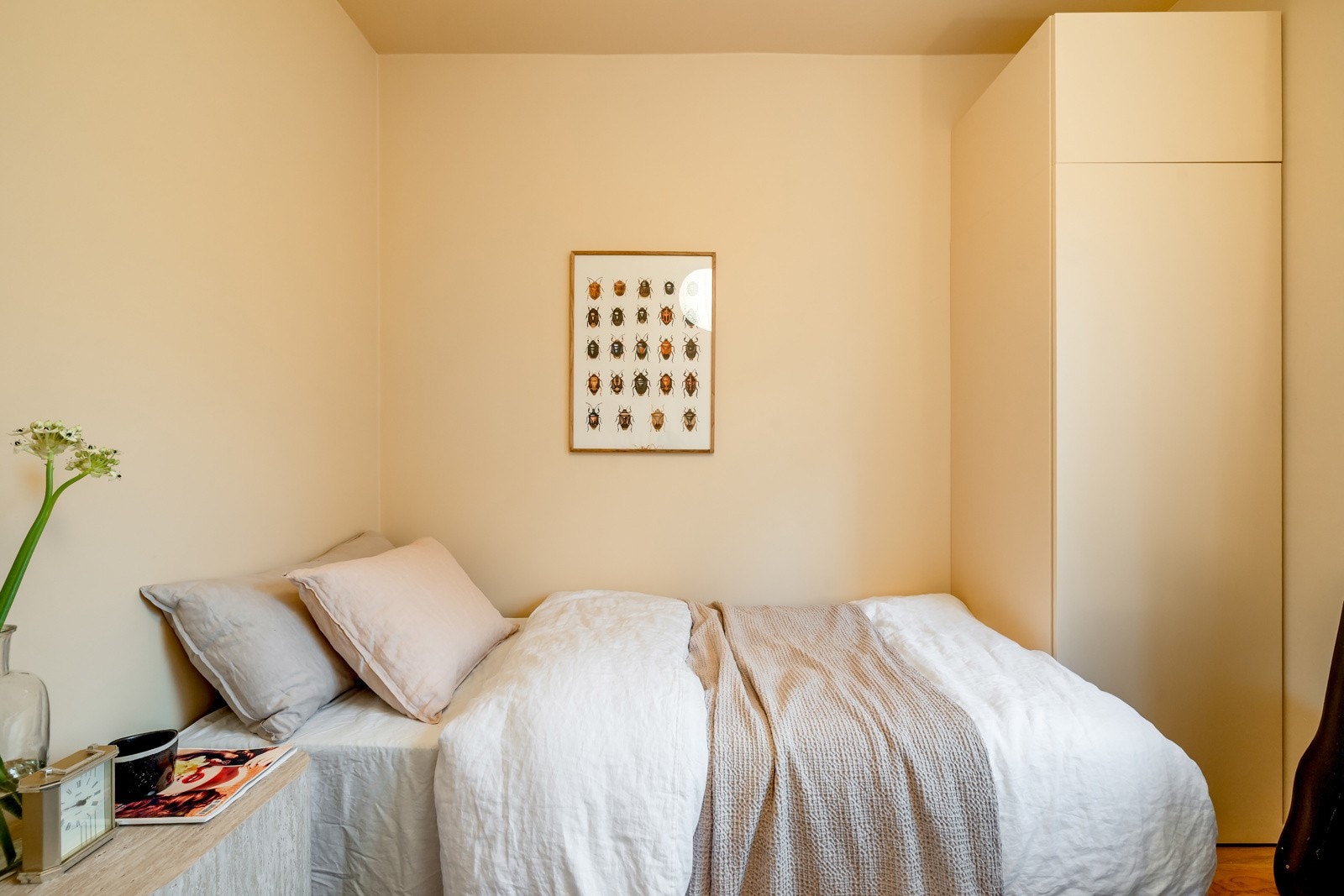 Her er det er god plass til seng og garderobeskap. Galleribilde