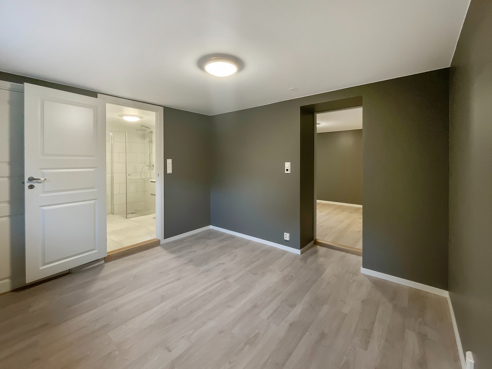 Soverom mot stue og bad Galleribilde