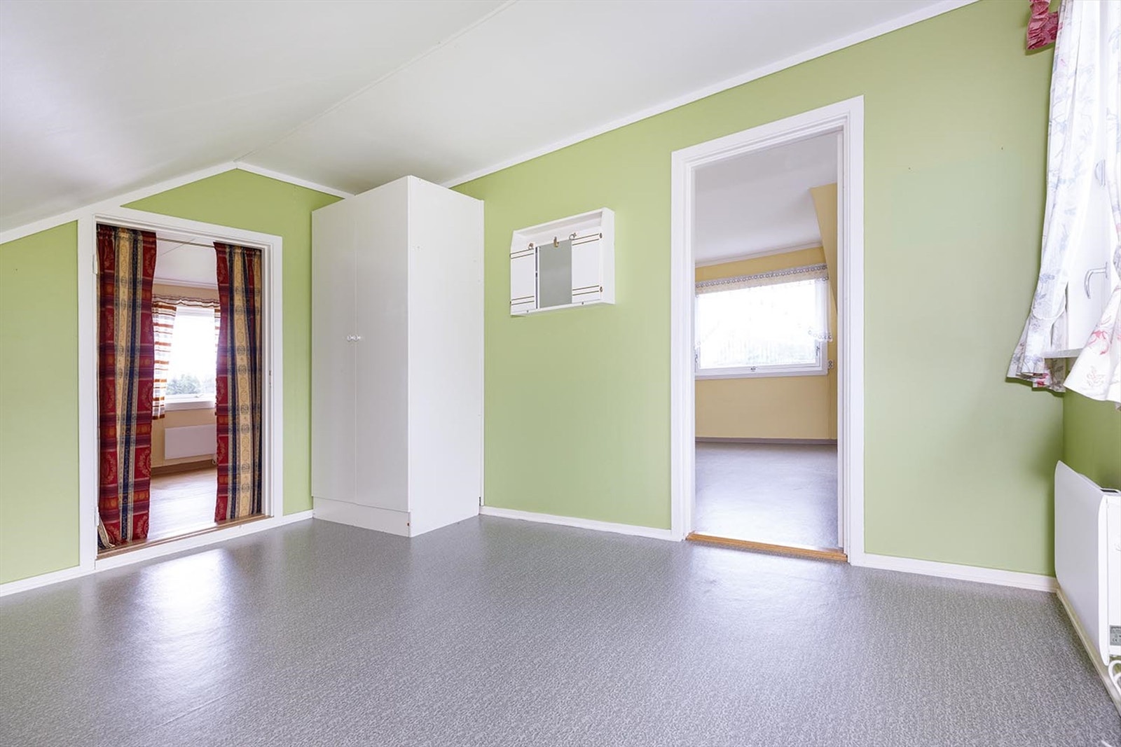 I 2.etasje finner du 2 soverom. Galleribilde