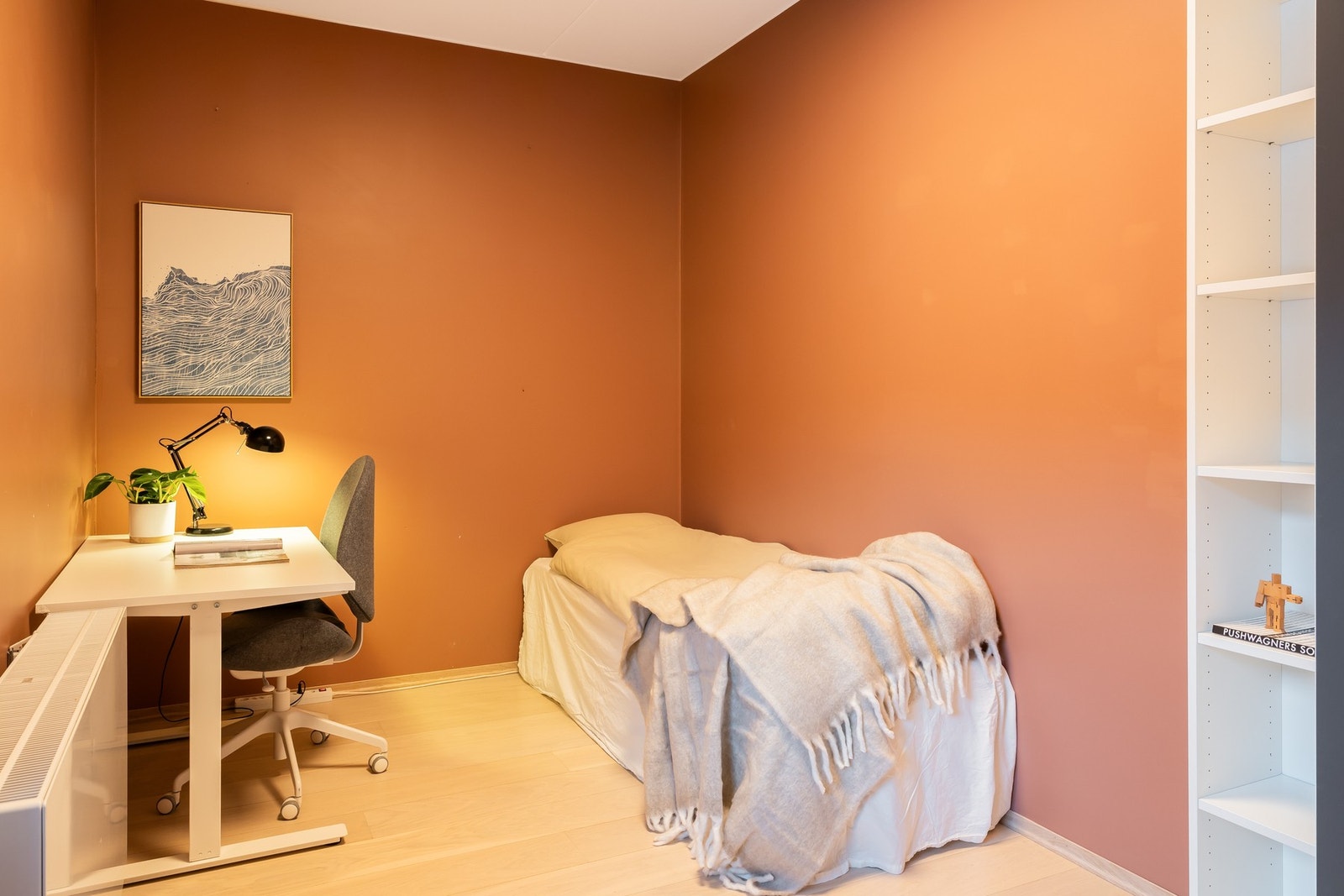 Soverom 3 har vært i bruk som gjesterom og hjemmekontor Galleribilde