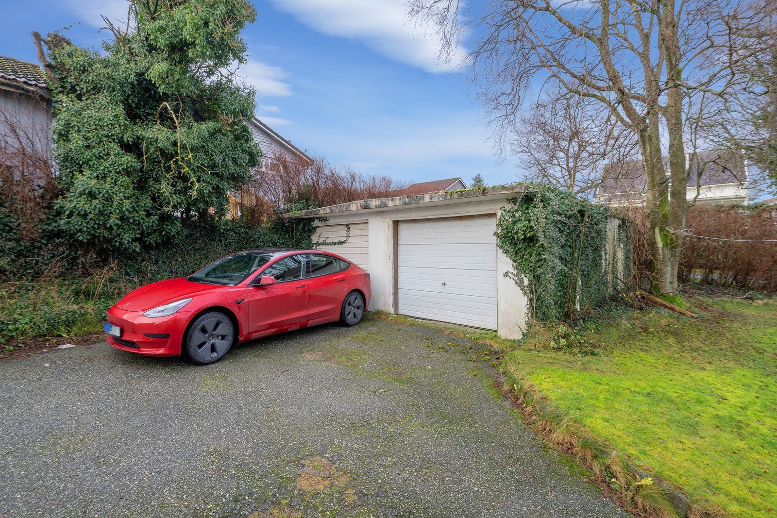 Egen dobbelgarasje. Galleribilde