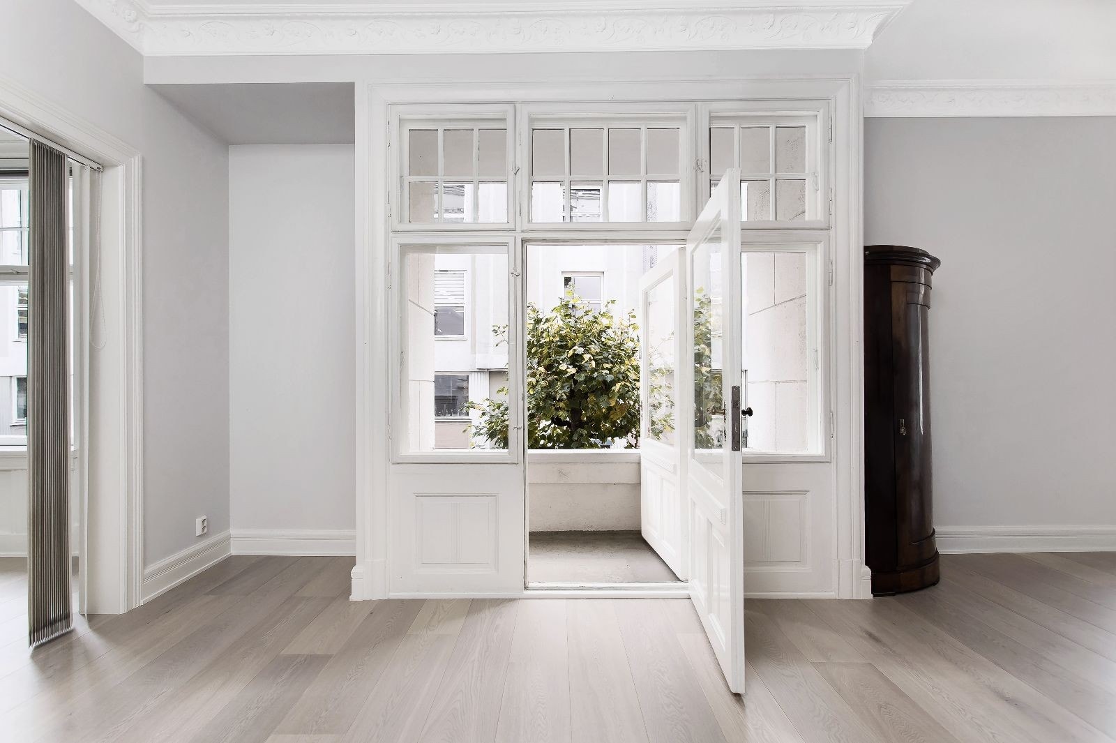 Balkong vender mot Lambrechts gate. Galleribilde