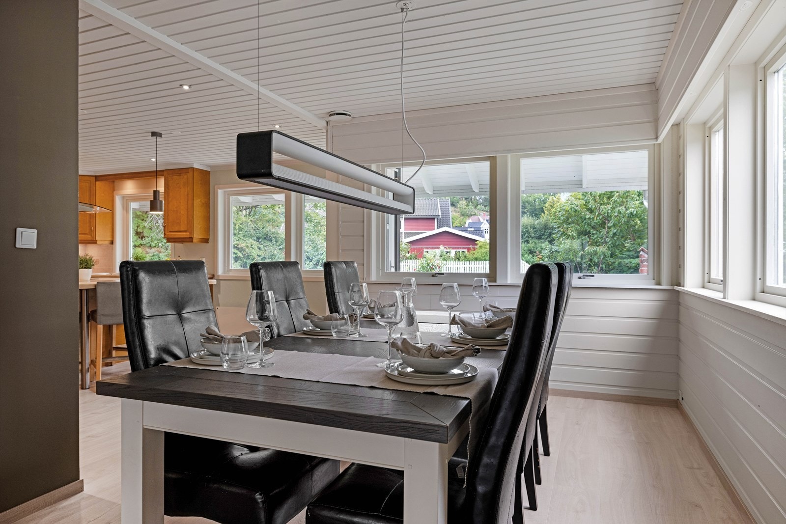 Spisegruppen tar plass i egen sone og inviterer til sosiale og hyggelige måltider. Galleribilde