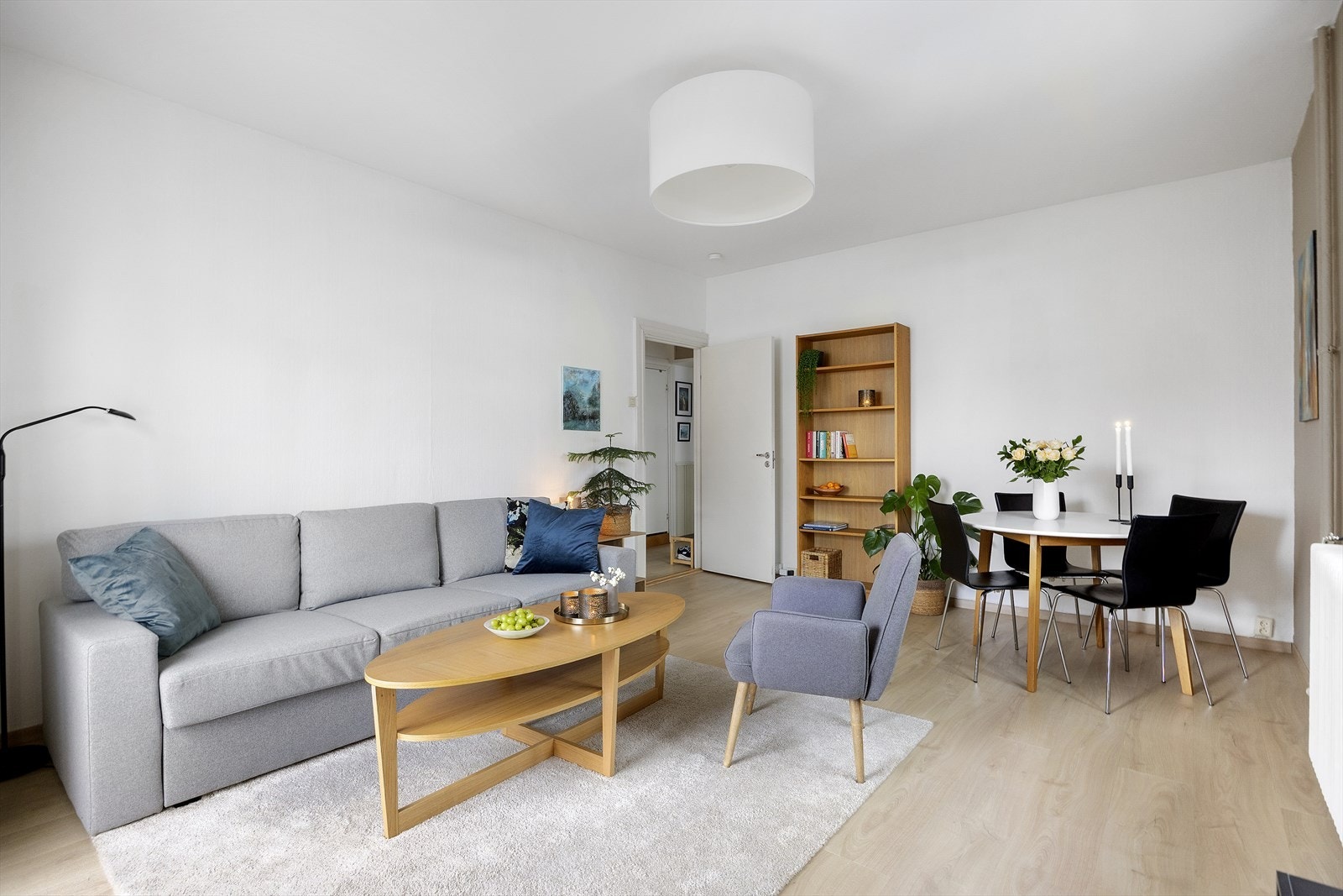 Boligen har en lys og unik romfølelse. Galleribilde