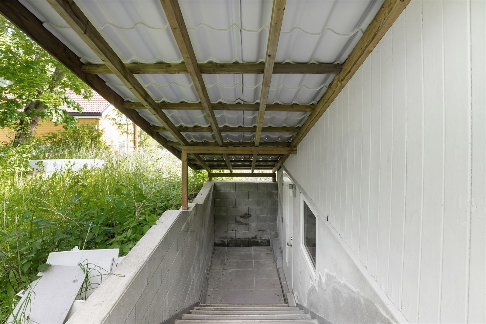 Trapp til kjelleretasje. Galleribilde