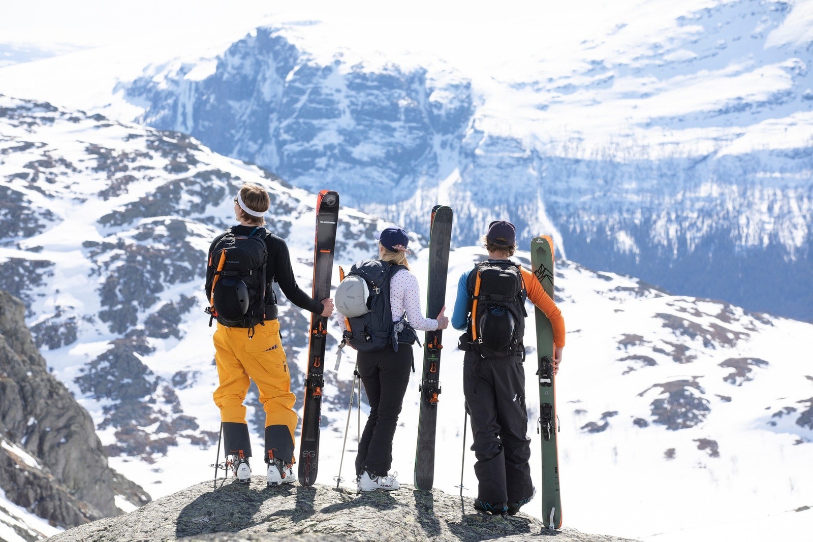 La fjelleventyret begynne. Hemsedals spektakulære vinterlandskap og majestetiske fjell gir en bakgrunn som gjør hvert steg opp og hvert sving ned uforglemmelig. Foto Kalle Hägglund. Galleribilde