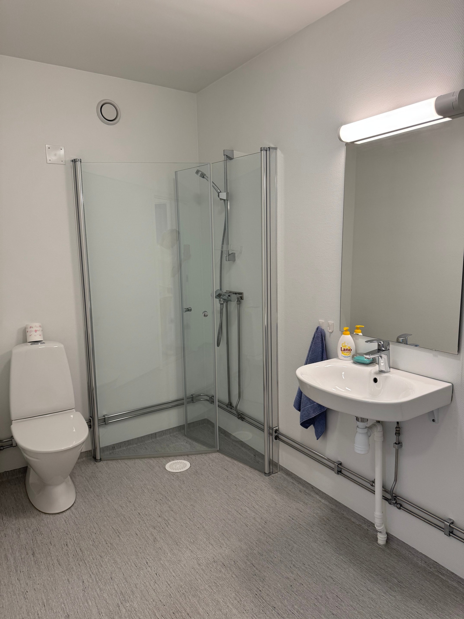 Bildene er hentet fra en tilsvarende leilighet og kan avvike fra aktuell bolig. Galleribilde