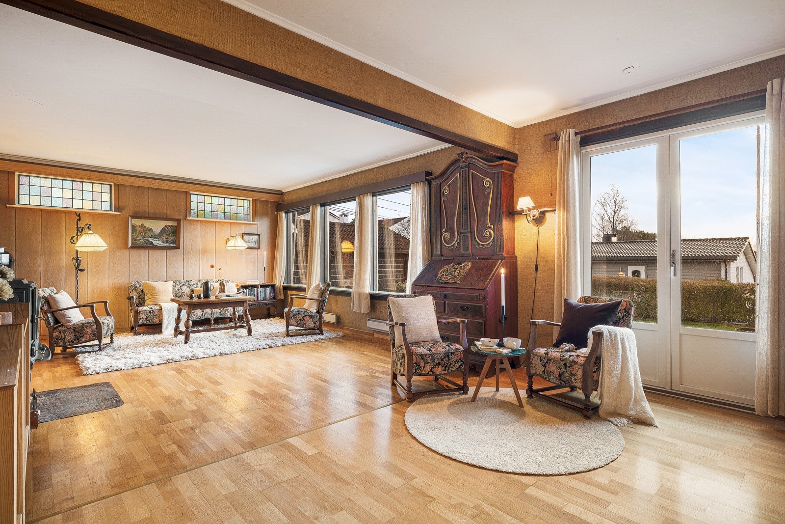 Boligen har en eldre standard, men byr på et stort og spennende potensial for å skape et hjem som er tilpasset egne behov og preferanser. Galleribilde