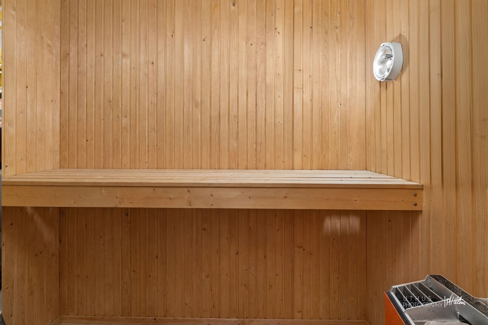 Hytten har også en badstue med adkomst via baderommet. Galleribilde