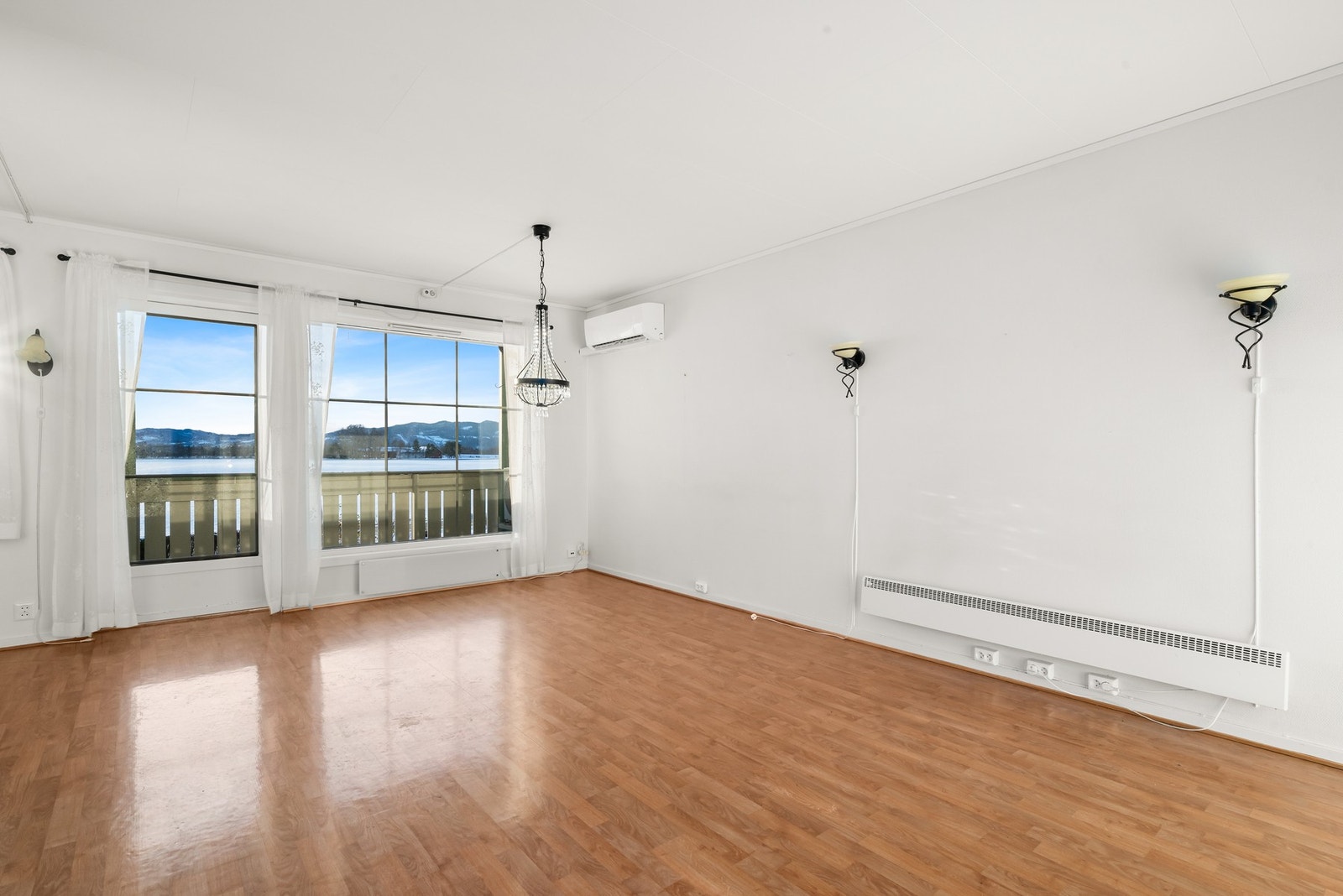 Leiligheten har ett BRA- i på 72 kvm. Galleribilde