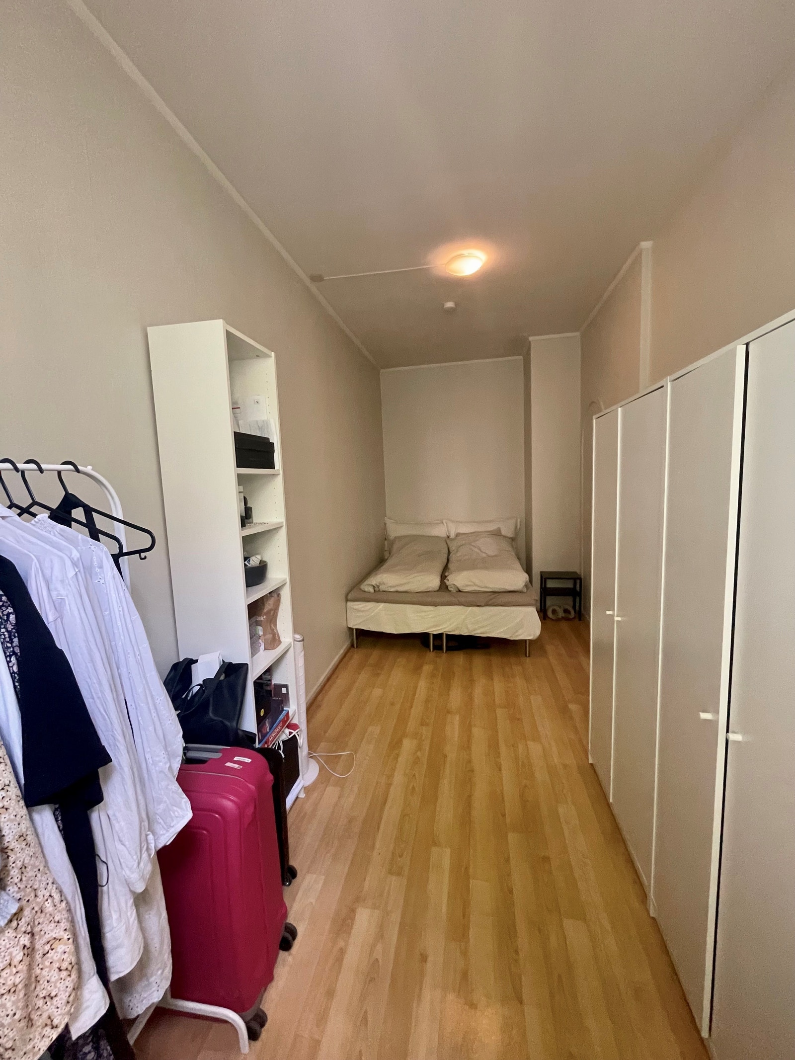 Romslig soverom Galleribilde