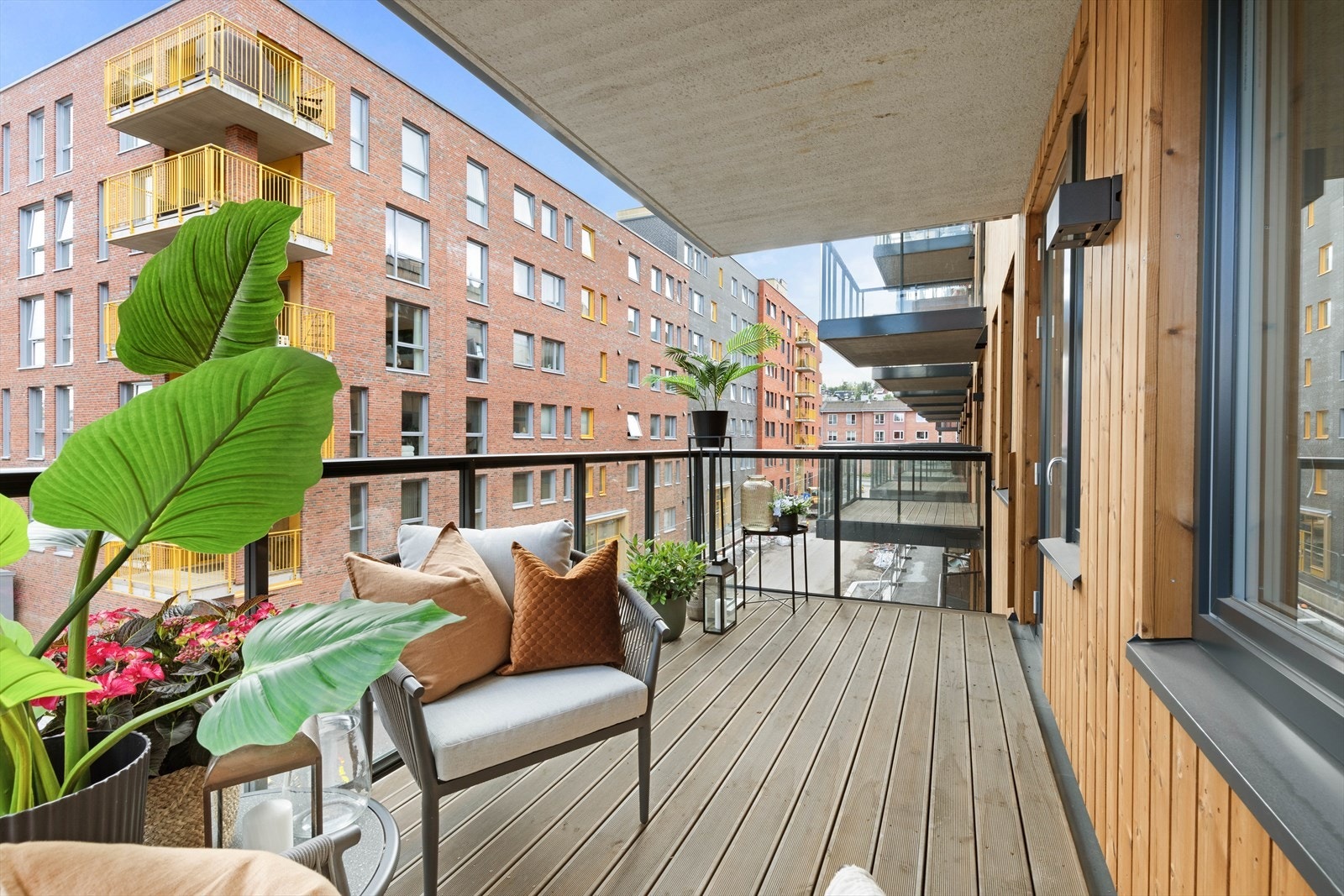 Her har du plass til sittegruppe og tilhørende møbler. Galleribilde