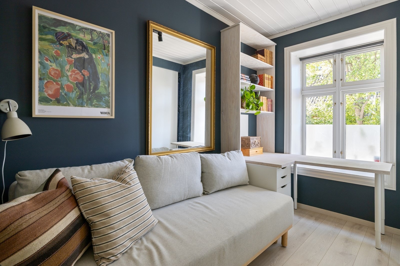 Det er 2 svært romslige soverom i boligen Galleribilde