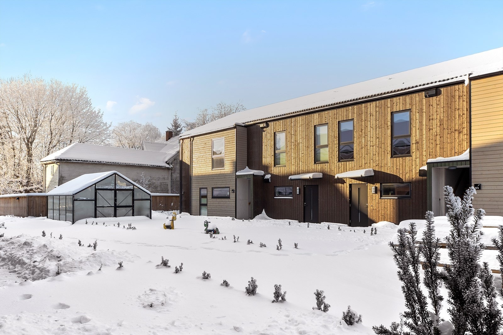 Uteområde - fellesareal Galleribilde