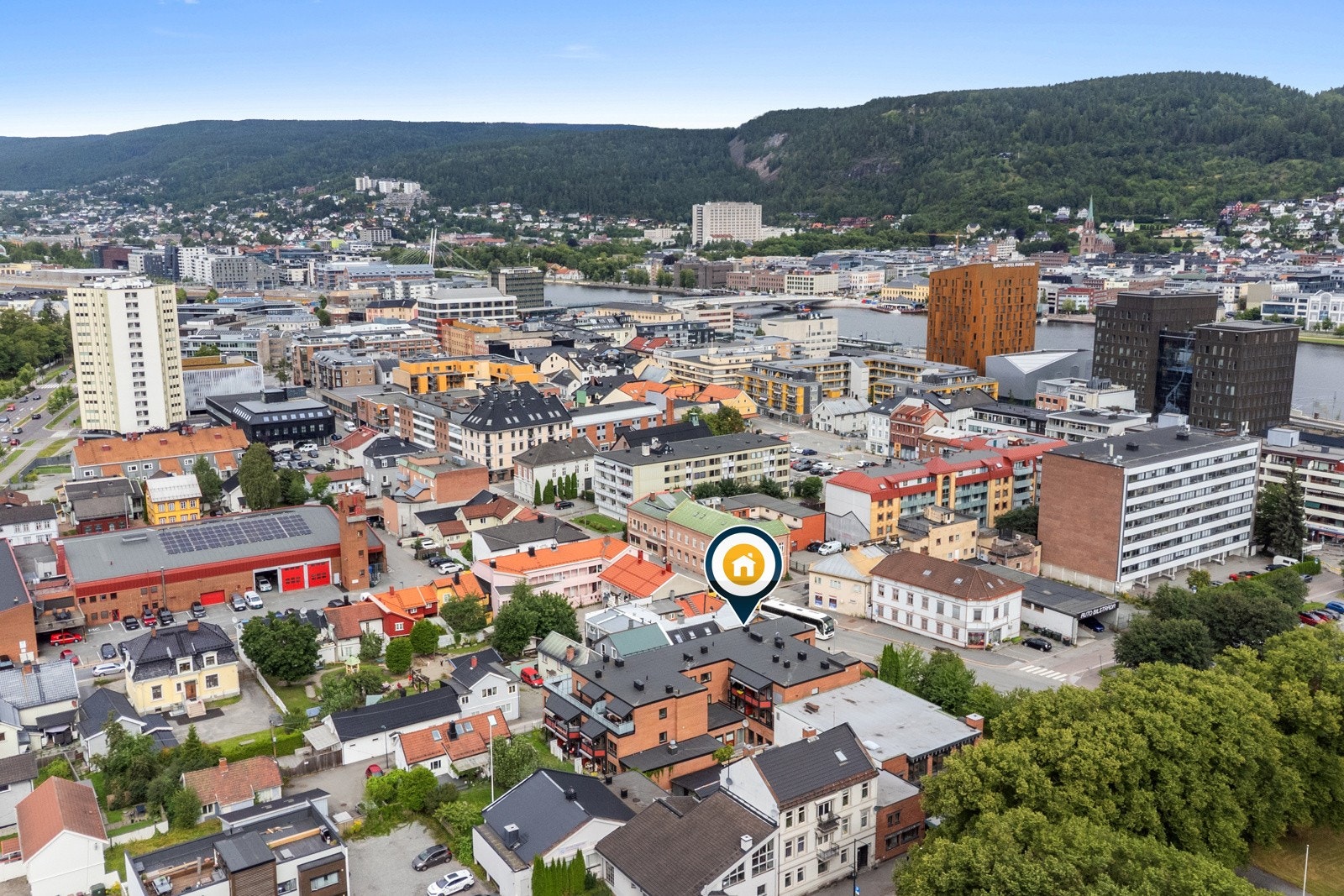 Flott sentral beliggenhet med gangavstand til alt! Galleribilde