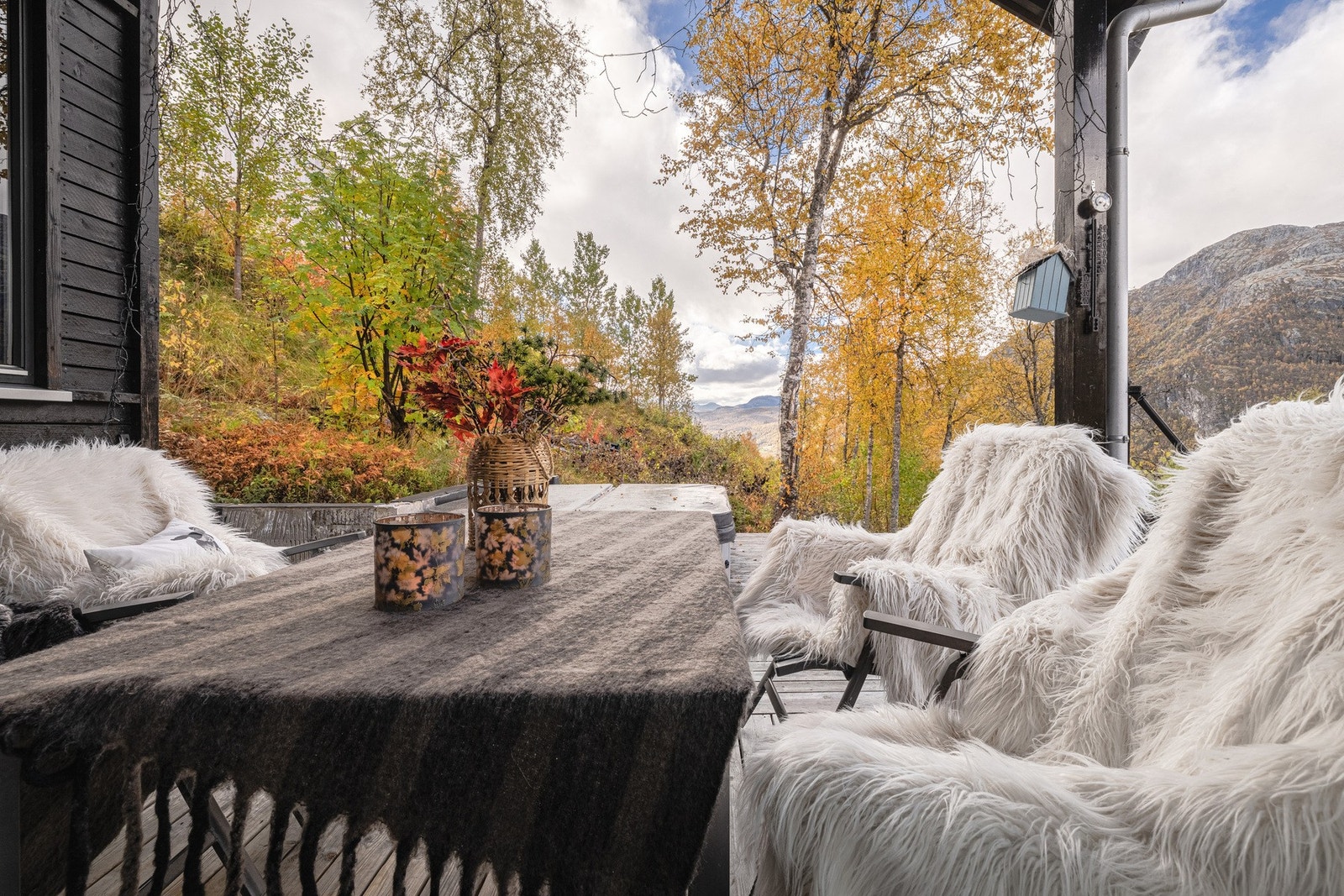 Uteområdet med overbygg Galleribilde