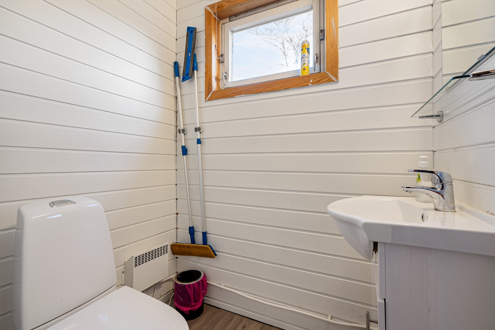 Toalettrom Galleribilde